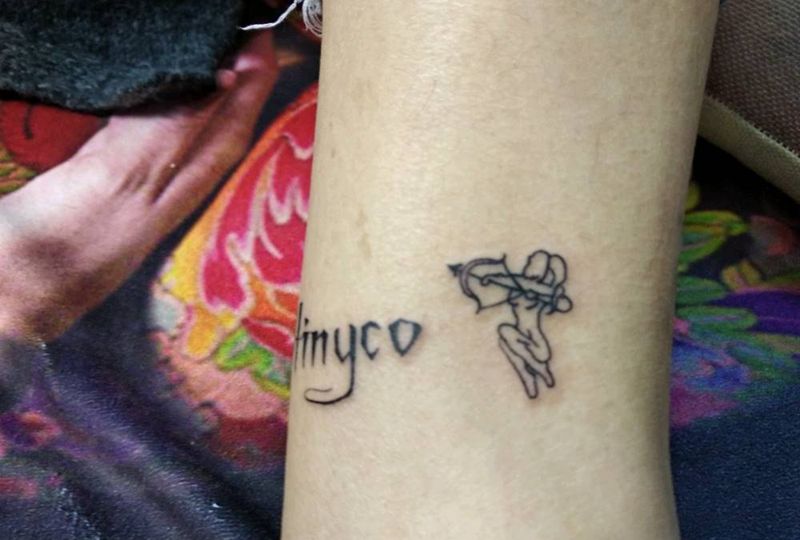 脚踝内侧英文纹身图片