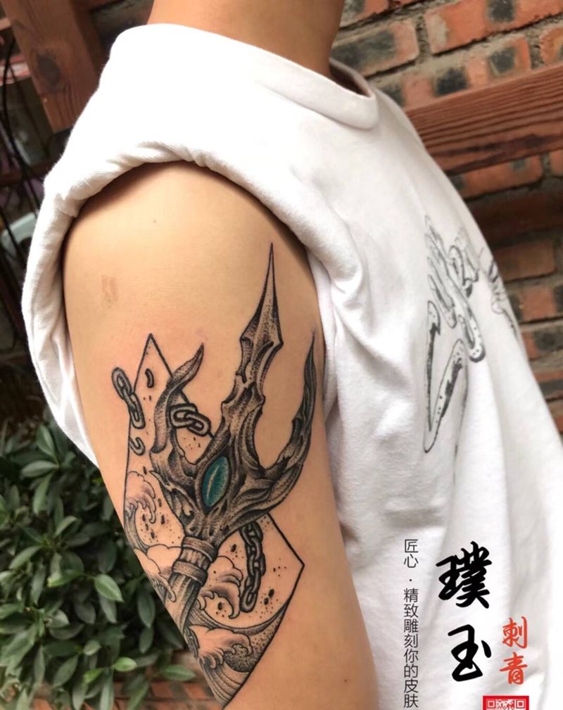 波塞冬三叉戟纹身图片
