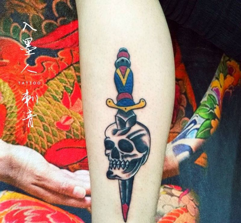 匕首 骷髅纹身图片