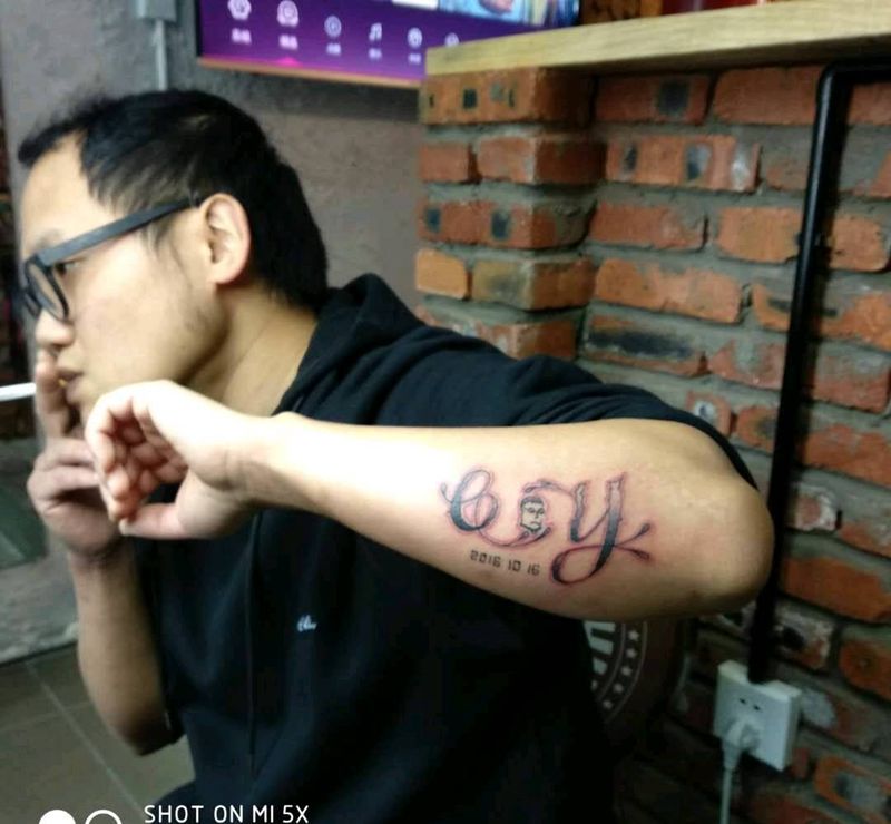 定制花体纹身图片