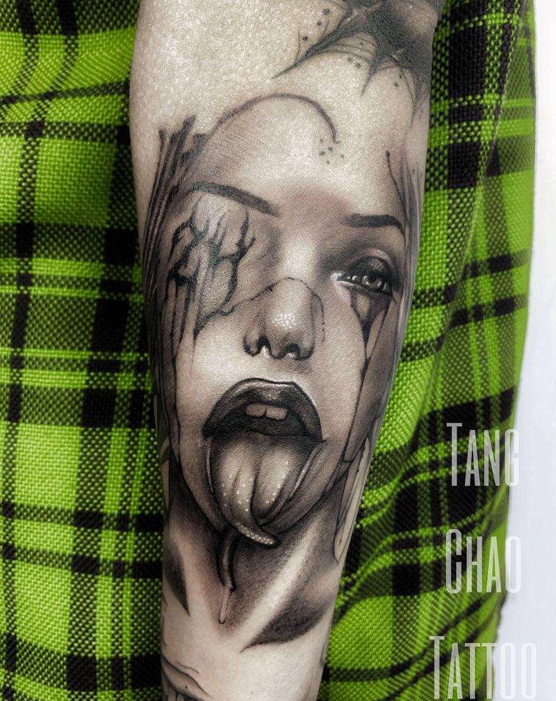 口欲纹身图片_手臂欧美写实纹身图案