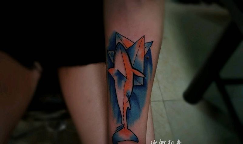 水彩鱼纹身图片