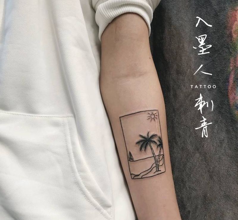 椰子树纹身图片_手部纹身图案