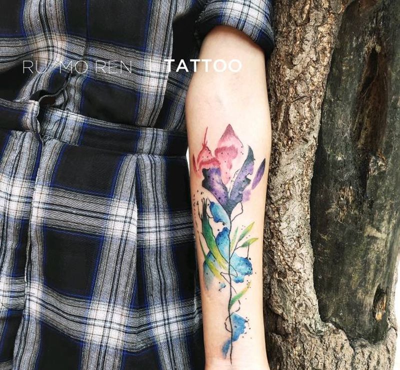 水彩纹身图片_手臂水彩纹身图案