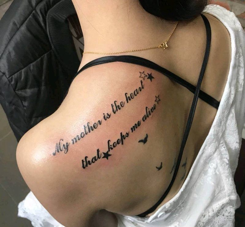 肩甲英文纹身图片