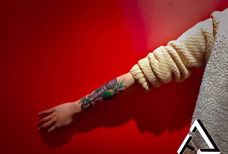 爆裂歌手纹身图片