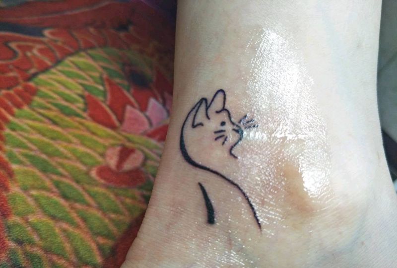 极简小猫纹身图片