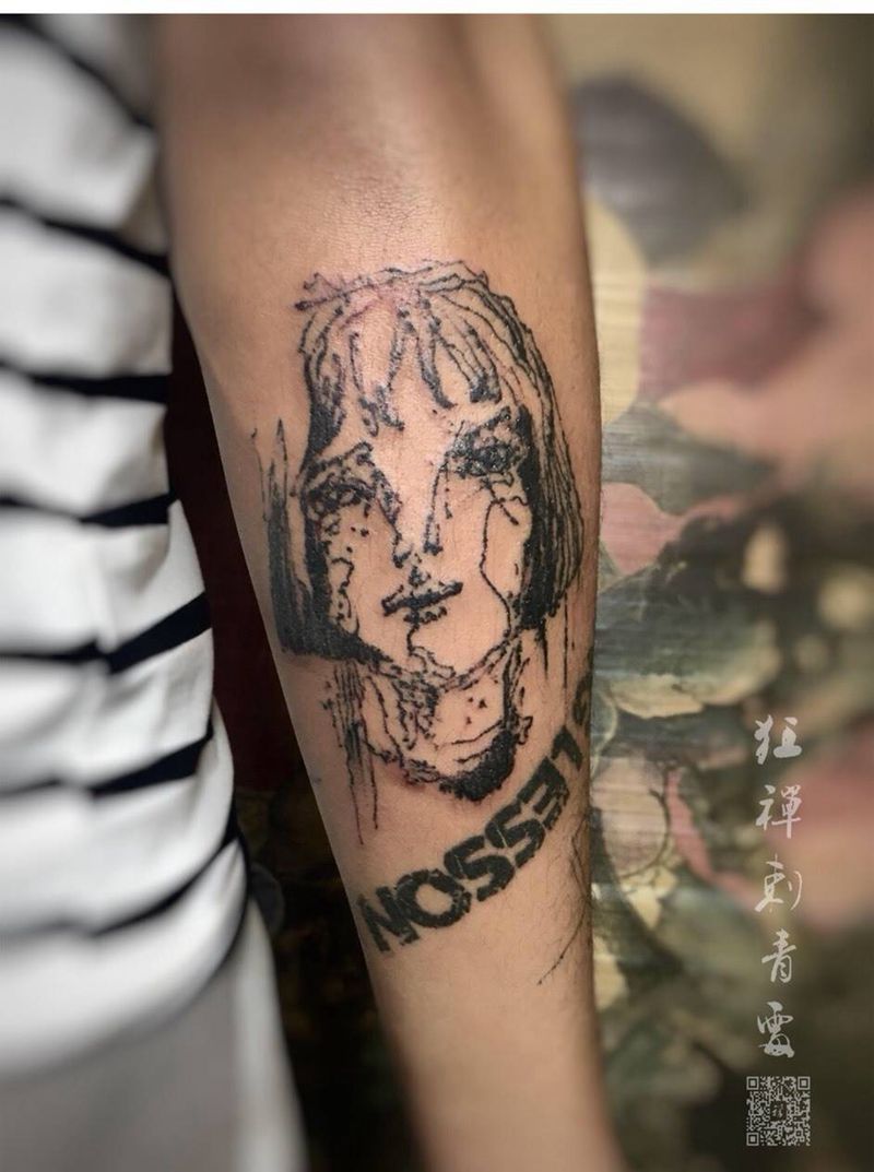 玛蒂尔纹身图片_欧美肖像几何肩部胸部背部手部手臂脚部成品纹身图案