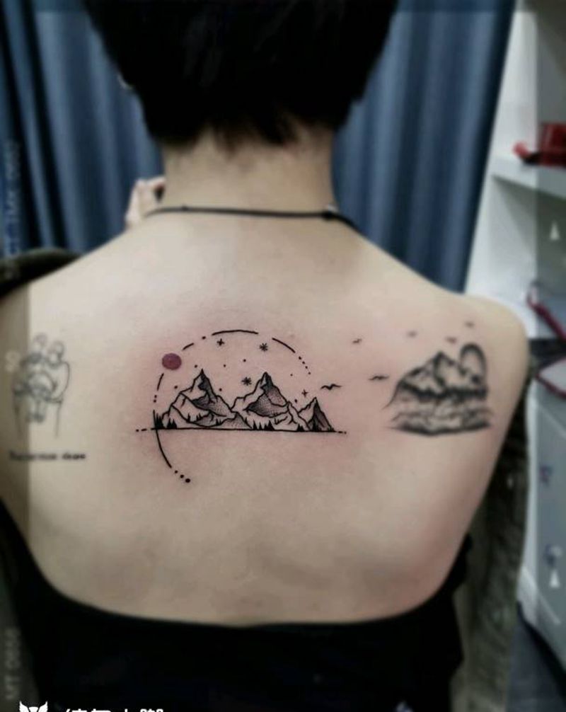 小山纹身图片