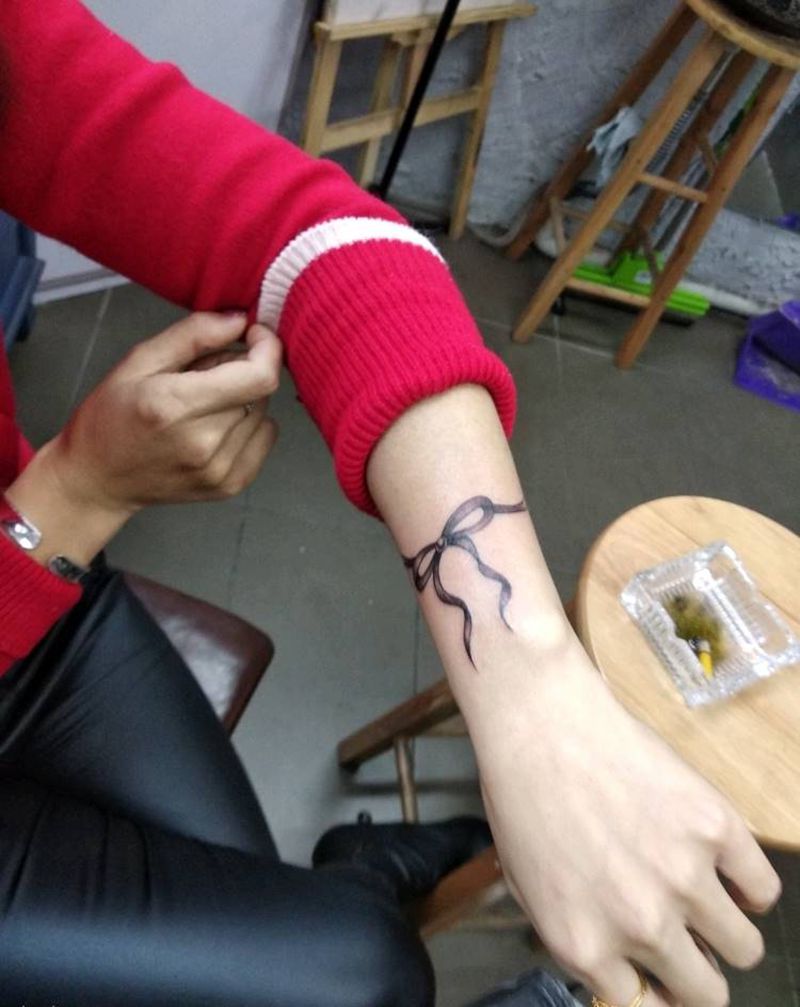 蝴蝶结纹身图片