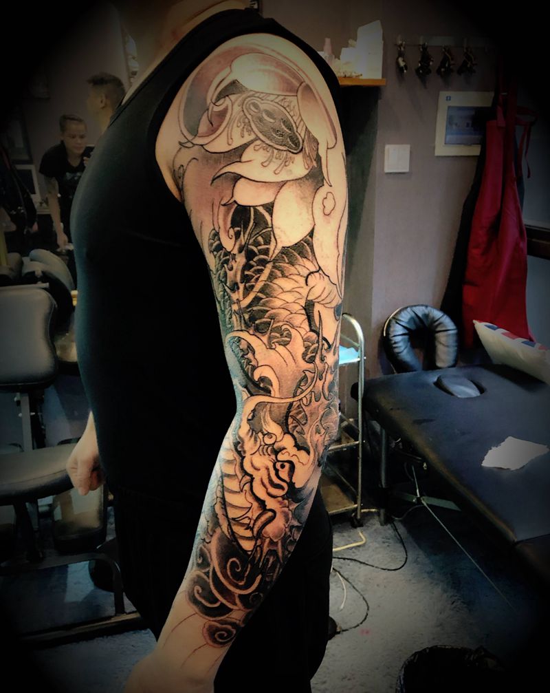 龙纹身图片_手臂纹身图案