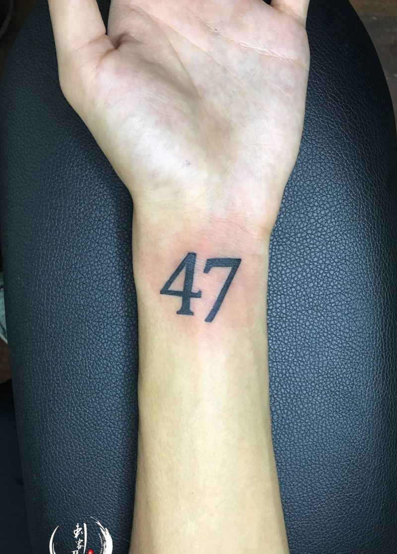 数字纹身图片_手部纹身图案