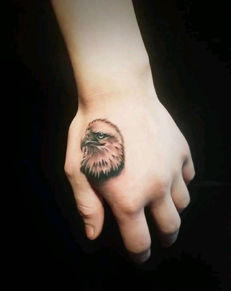 鹰纹身图片_手部纹身图案