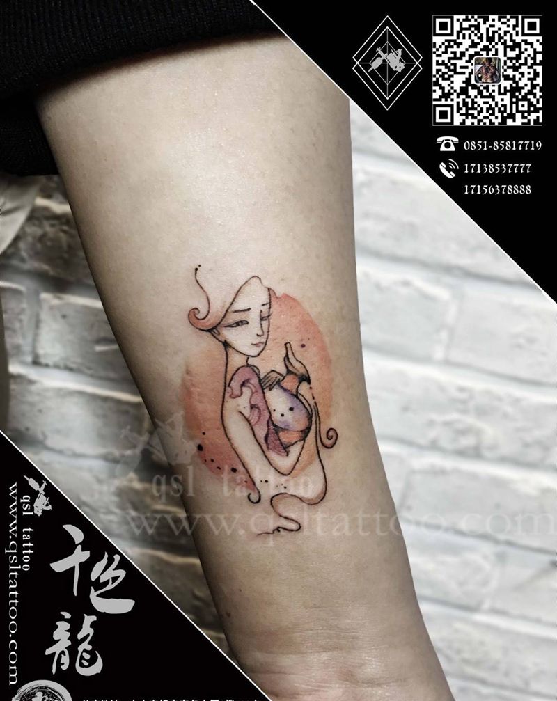 水彩 女孩纹身图片