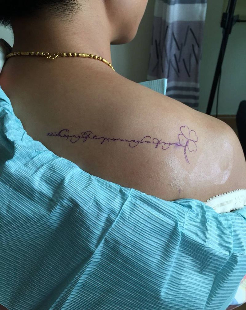 今日纹身图片_背部肩部纹身图案