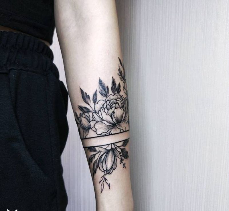 植物花纹身图片_手臂植物纹身图案