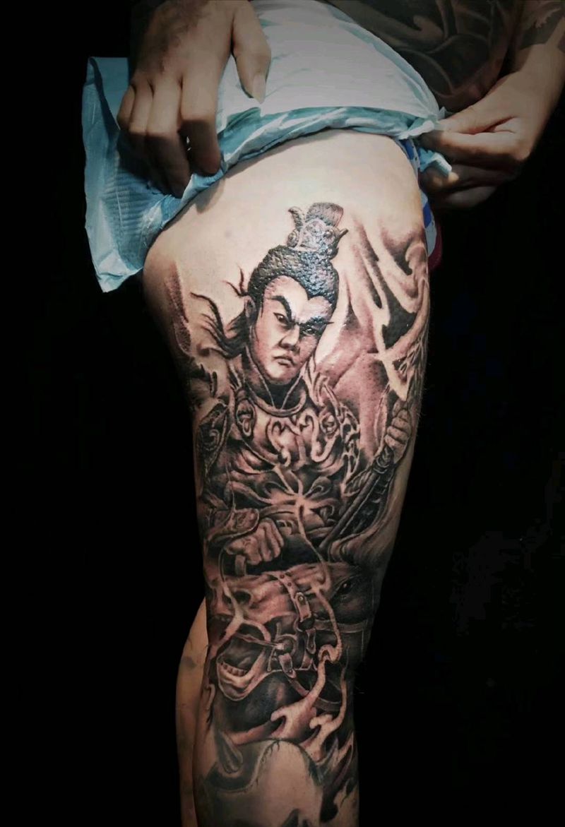 吕布纹身图片_腿部新传统纹身图案