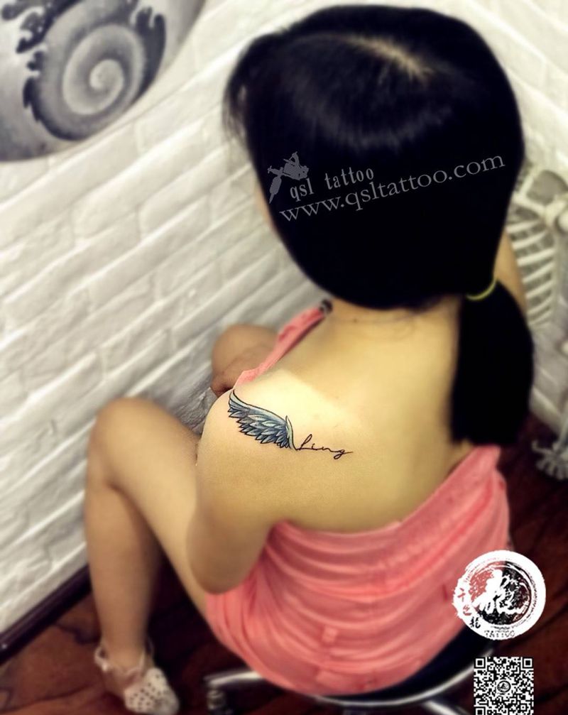 翅膀纹身图片