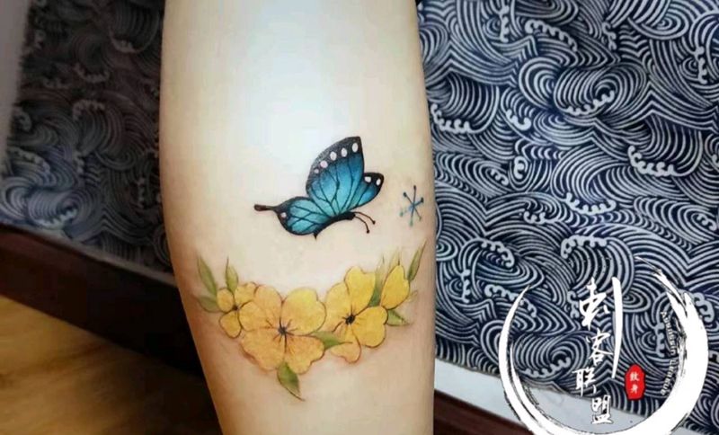 疤痕遮盖纹身图片_腿部清新纹身图案