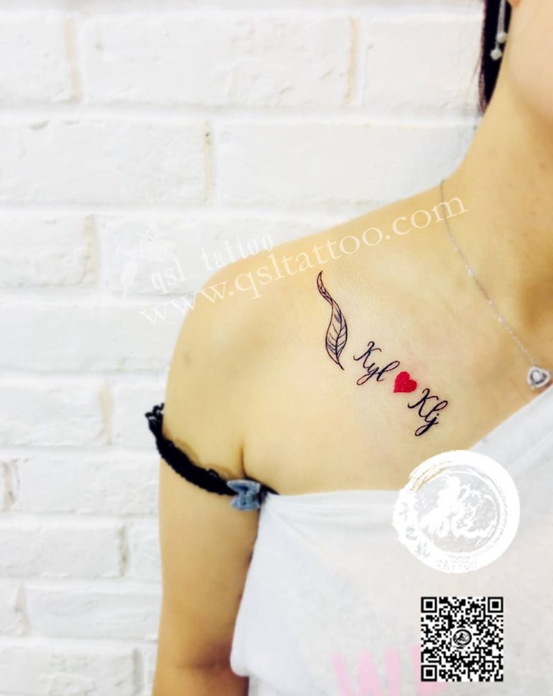 锁骨 名字缩写 羽毛纹身图片