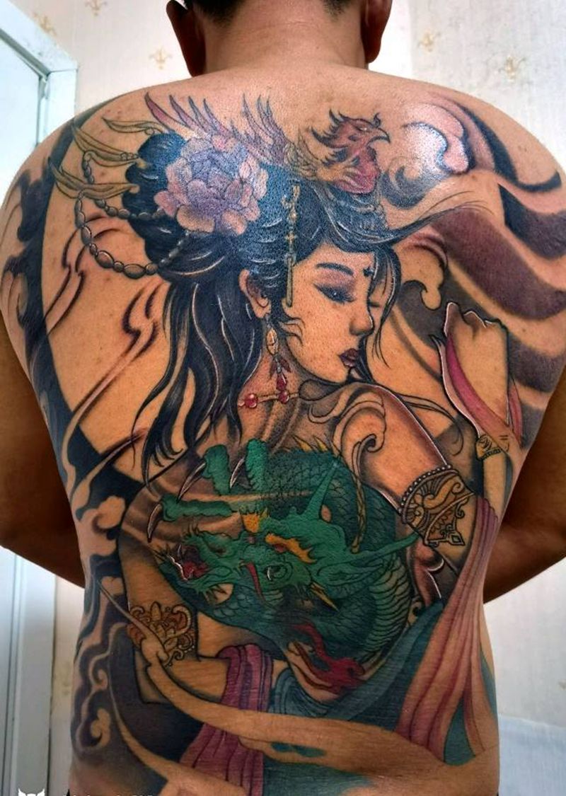 艺妓纹身图片_背部纹身图案