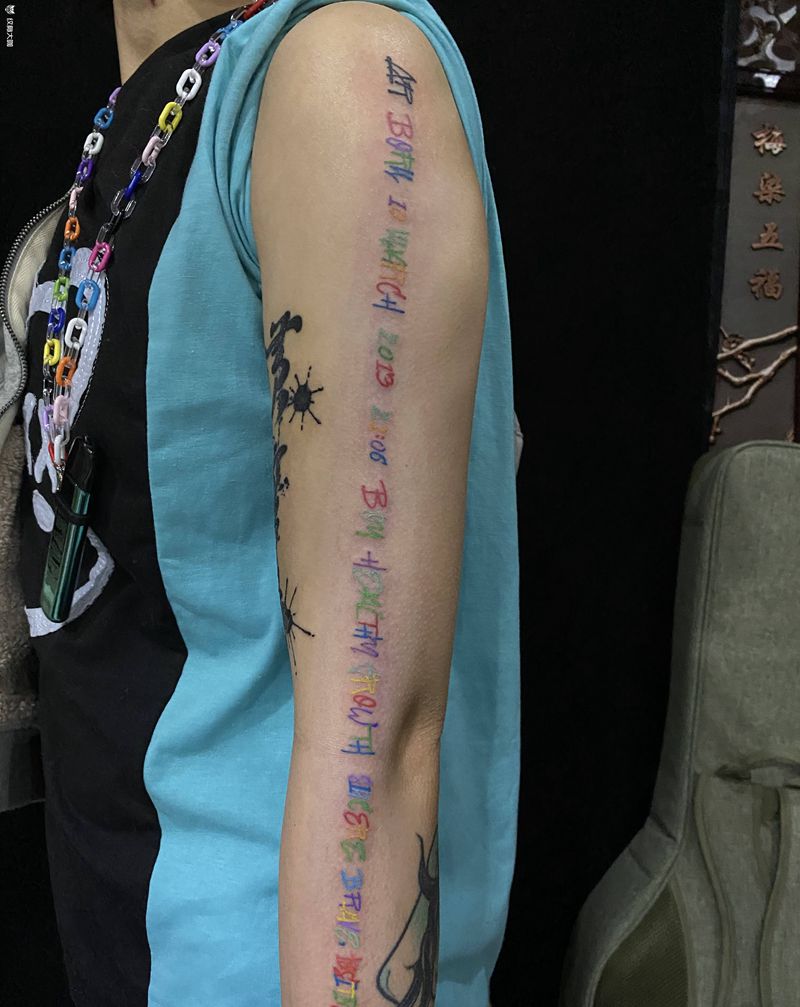 炫彩马卡龙纹身图片_手臂纹身图案