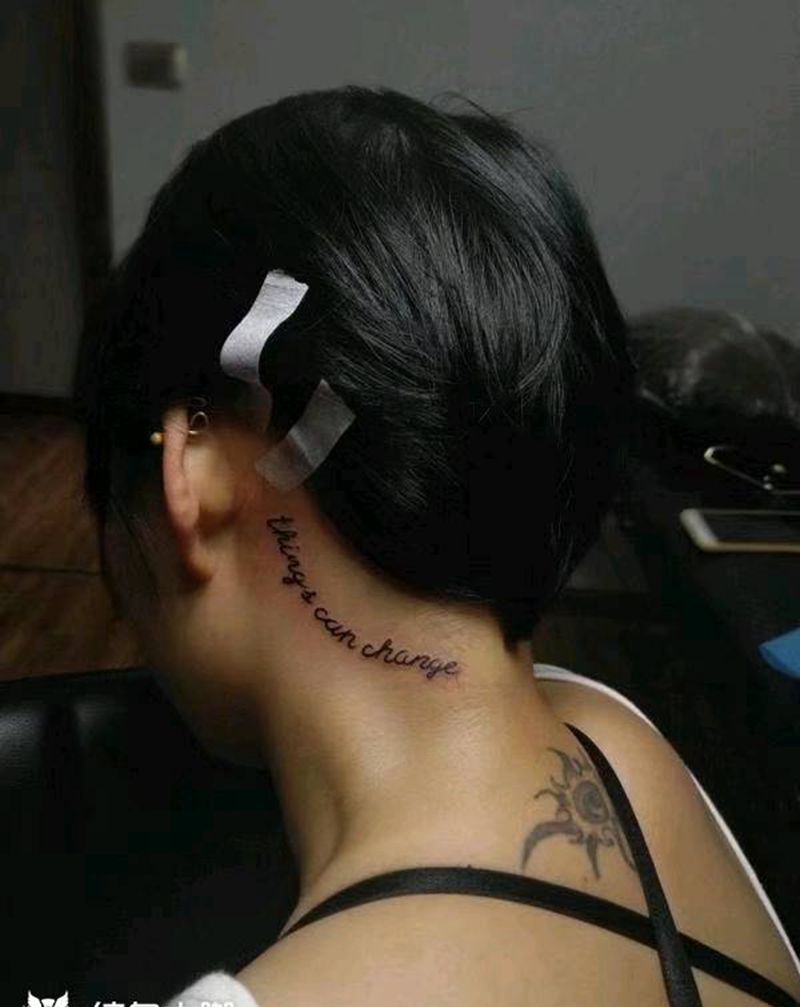 字体纹身图片_颈部字体纹身图案