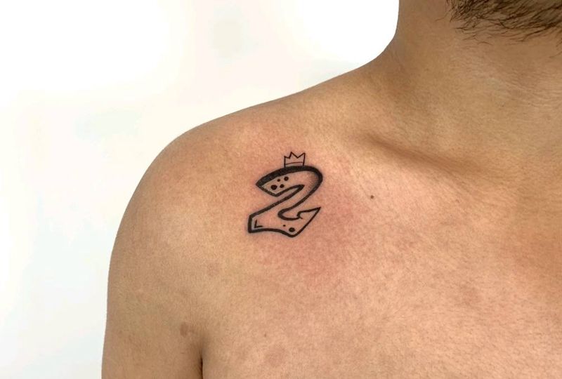 數字纹身图片_肩部胸部數字纹身图案