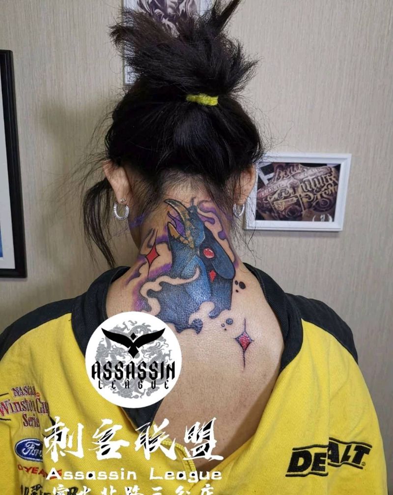 颈部遮盖纹身图片_遮盖动物纹身图案