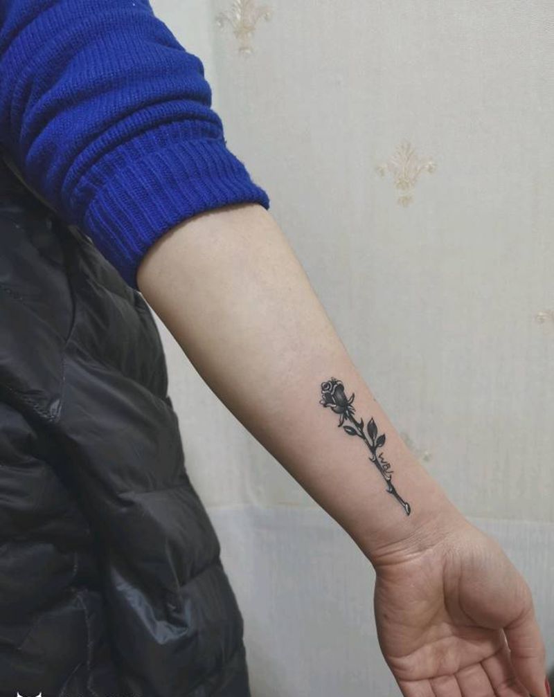 玫瑰纹身图片_手臂纹身图案