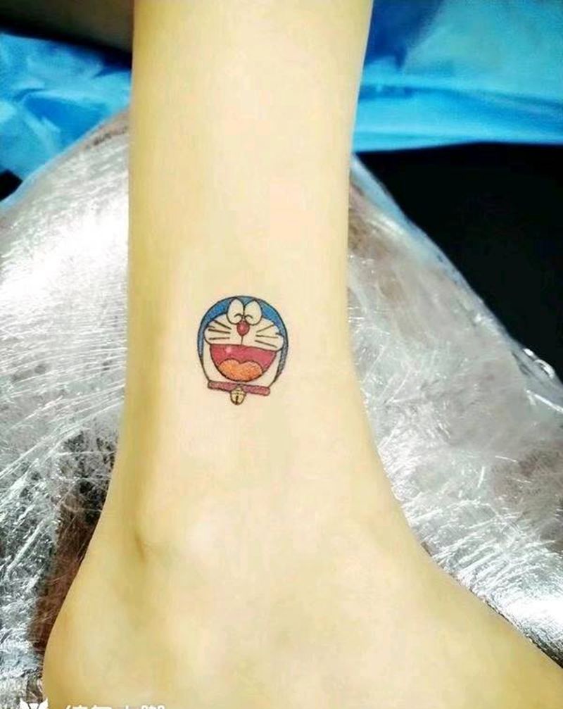 机器猫纹身图片_脚部Old School纹身图案