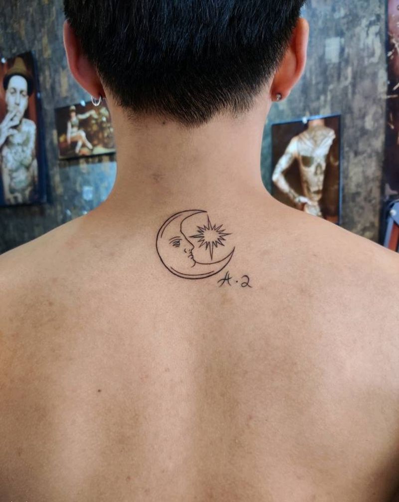 情侣纹身图片_背部纹身图案