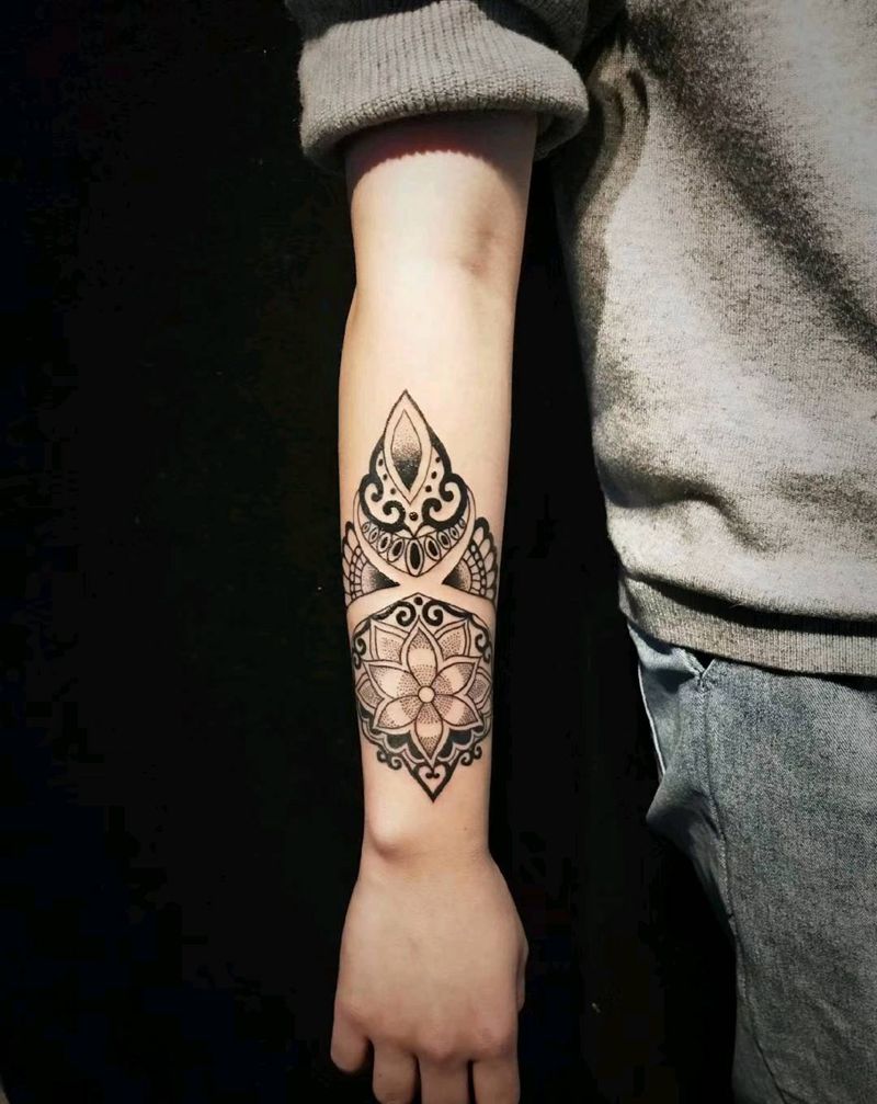 小臂图案纹身图片_点刺纹身图案