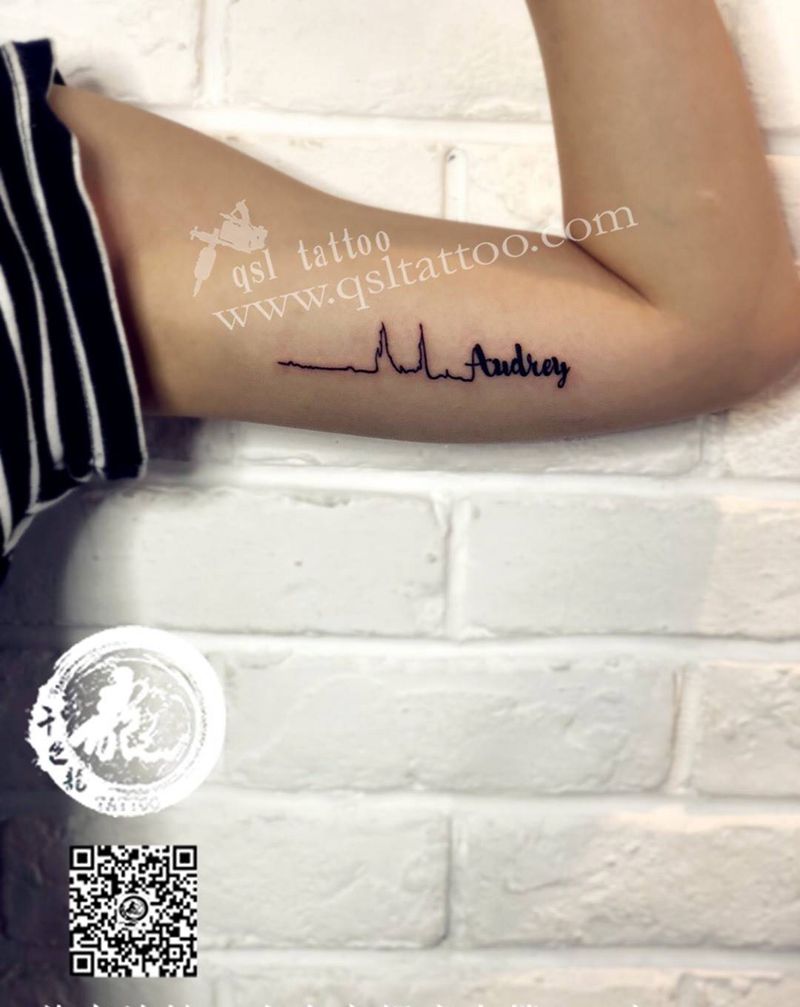 大臂内侧 心电图 英文纹身图片