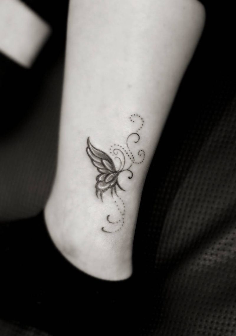 小蝴蝶纹身图片