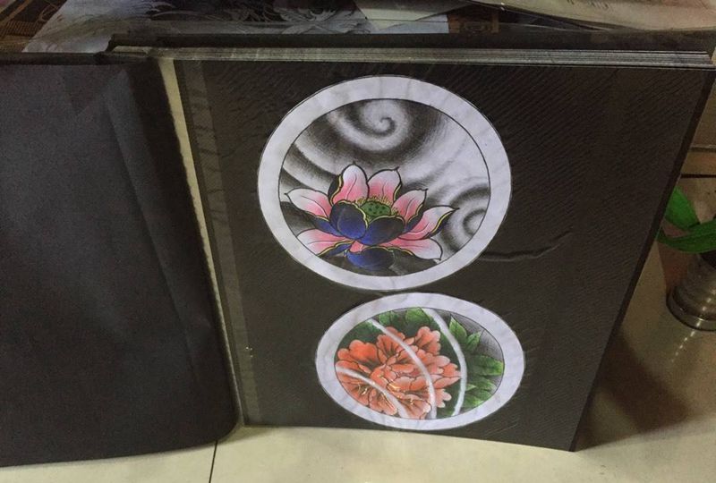 荷花与牡丹纹身图片