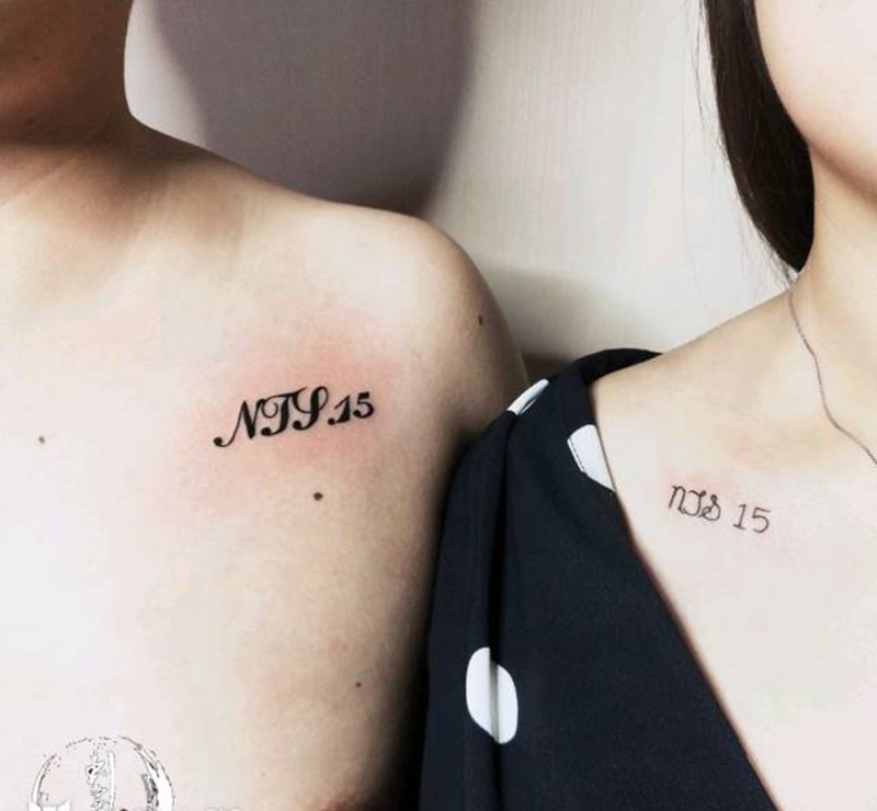 情侣纹身图片_肩部情侣纹身图案