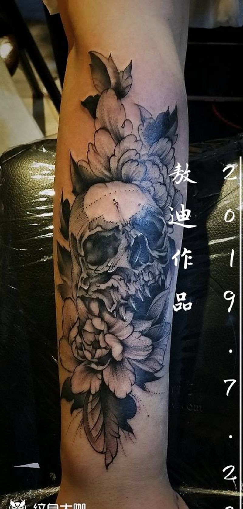 小臂骷髅纹身图片_手臂纹身图案