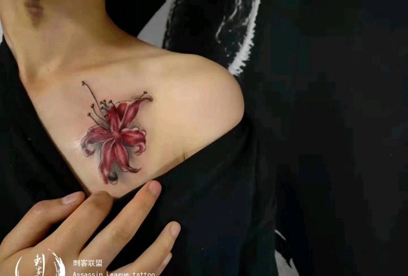 彼岸花纹身图片_植物纹身图案