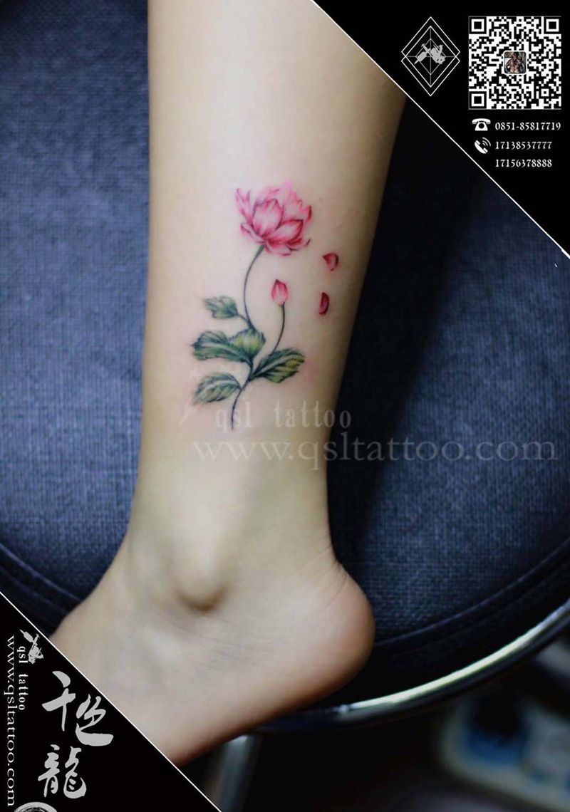 莲花纹身图片