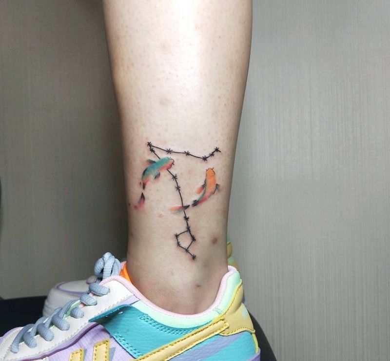 小清新纹身图片_腿部鱼纹身图案