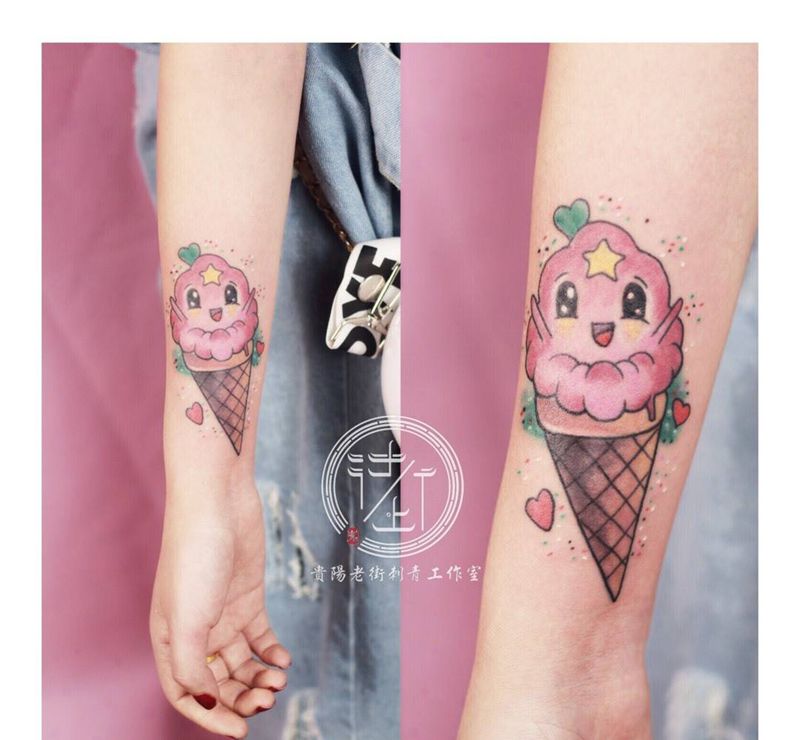 甜筒纹身图片_手部New School水彩纹身图案