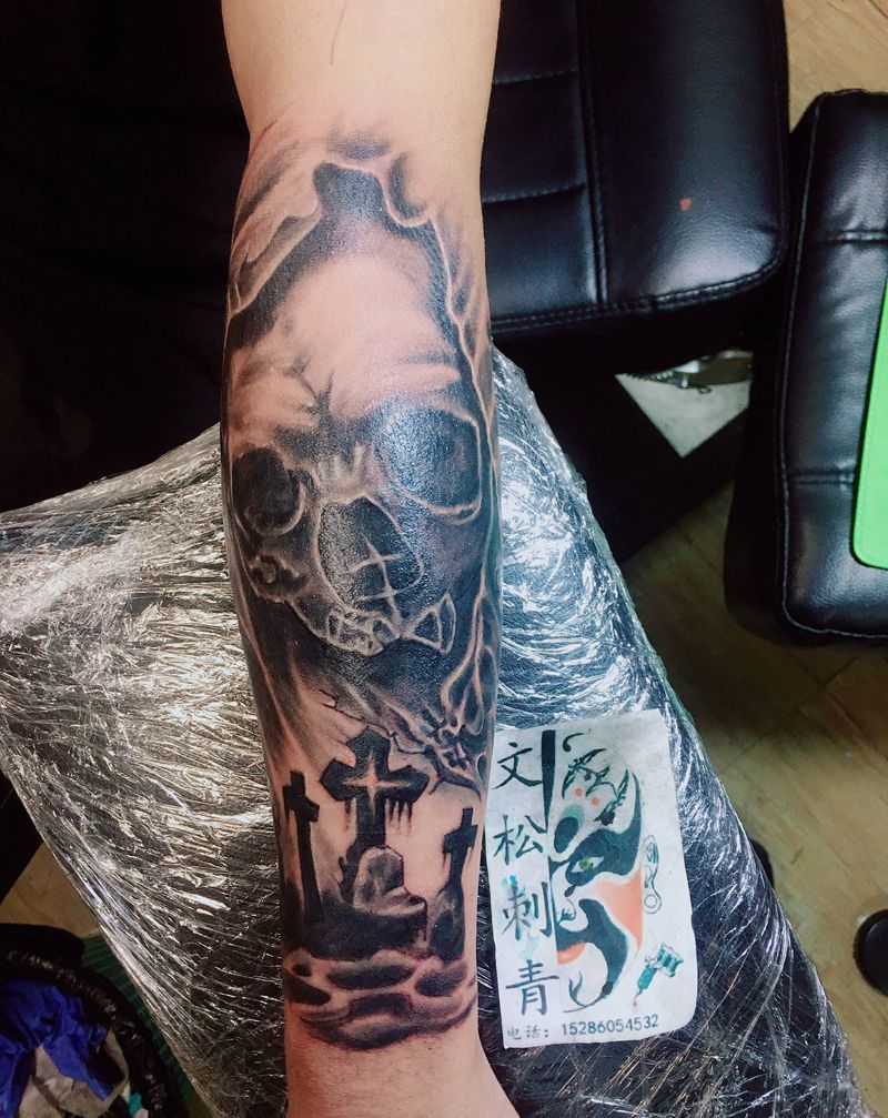 死神坟墓纹身图片_手臂纹身图案
