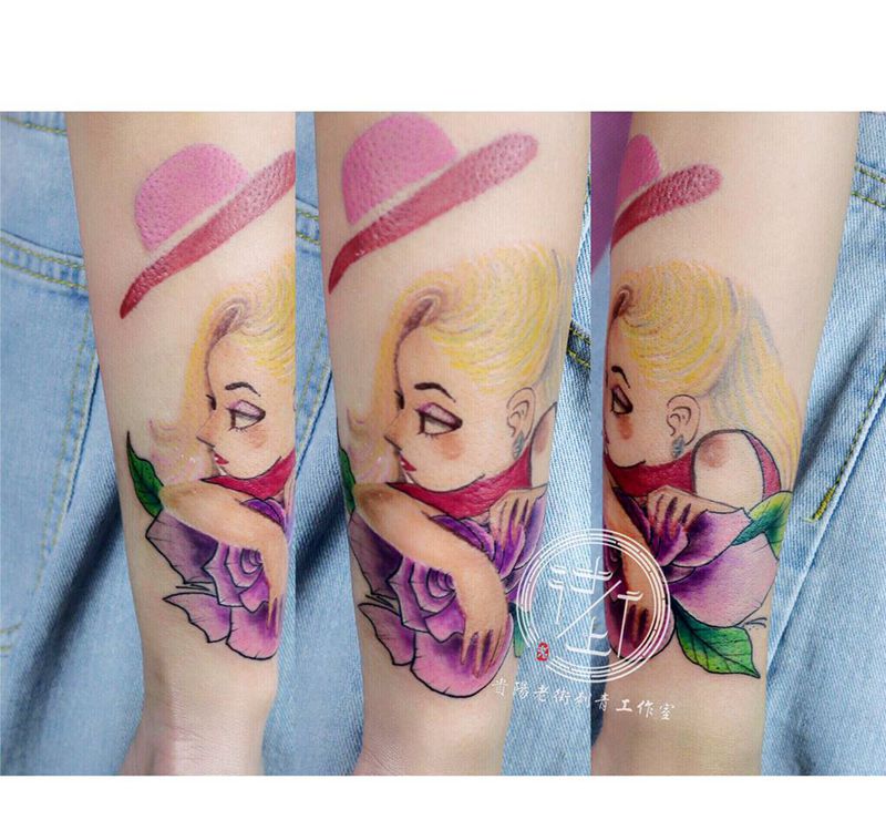 翔子作品，lady gaga动纹身图片_手部水彩动漫纹身图案