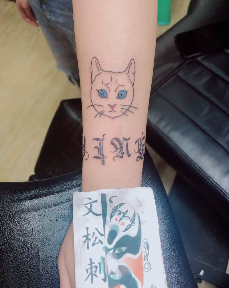 闺蜜图,卡通猫➕花体英文字母纹身图片_手部纹身图案