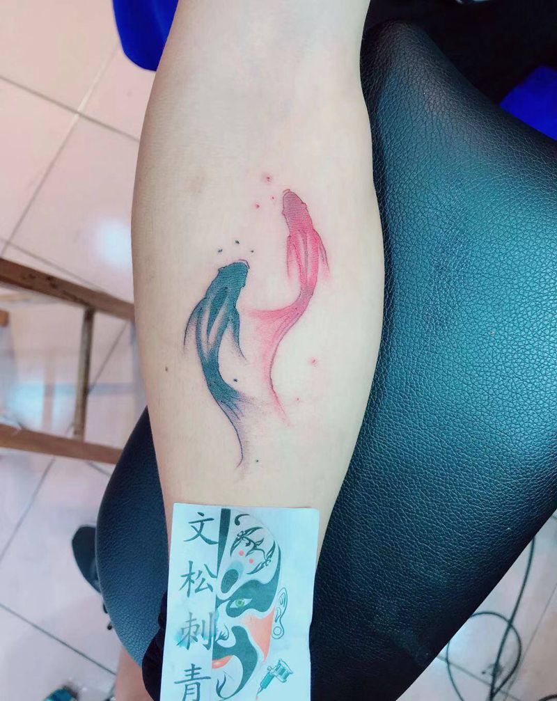 太极鱼纹身图片_手臂纹身图案