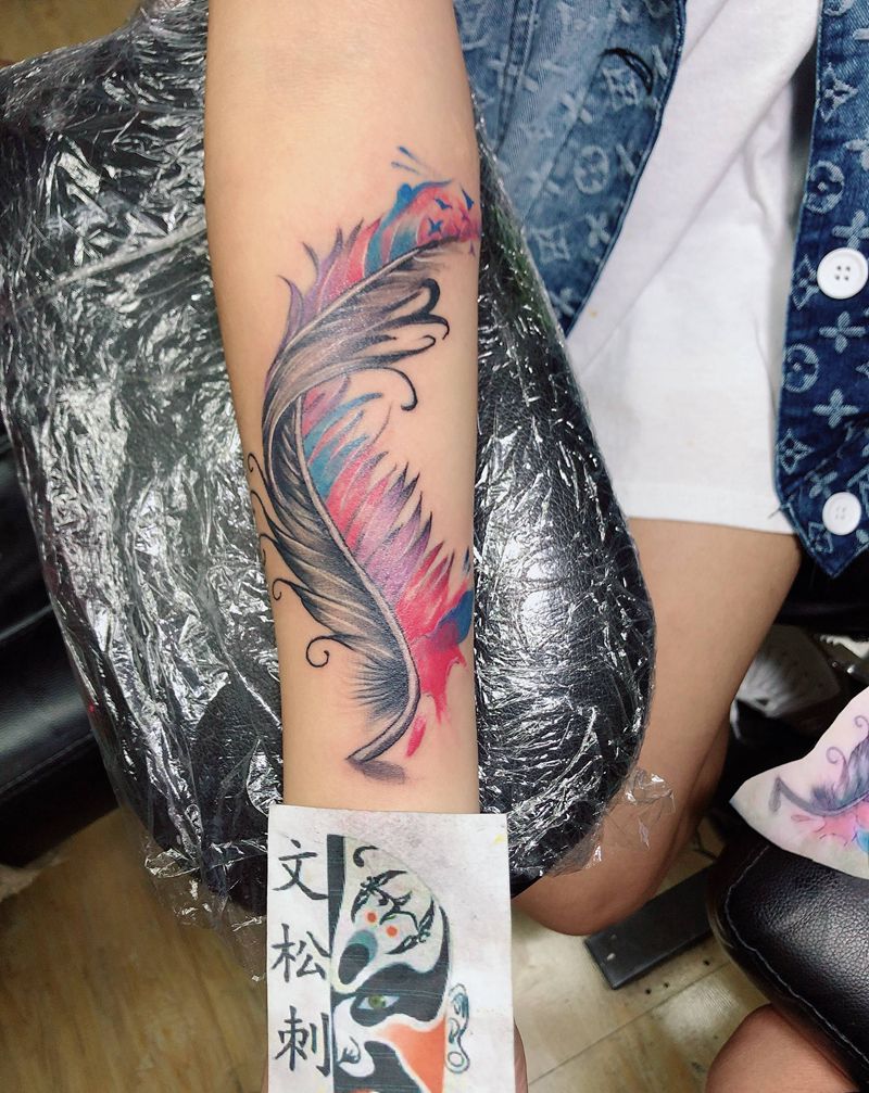 羽毛纹身图片_手臂纹身图案