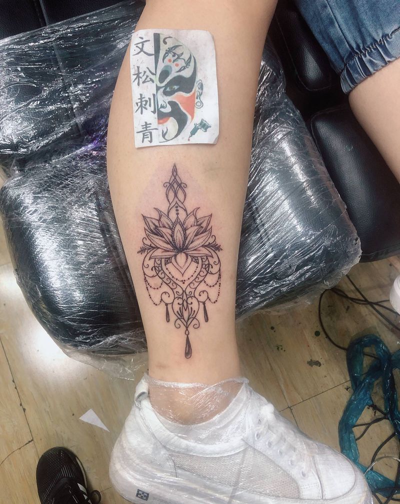 花纹身图片_腿部纹身图案