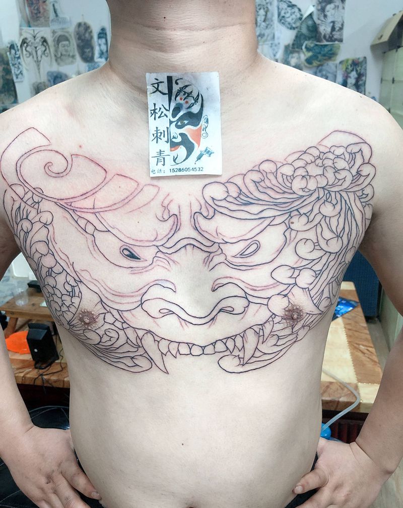 花胸未完纹身图片_胸部纹身图案