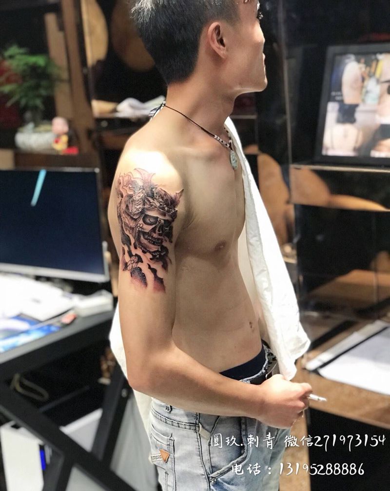 鬼武士纹身图片